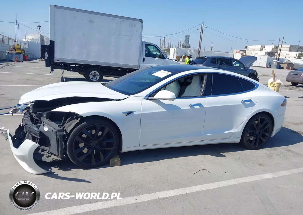 2017 Tesla Model S VIN:5YJSA1E23HF233132 - 14