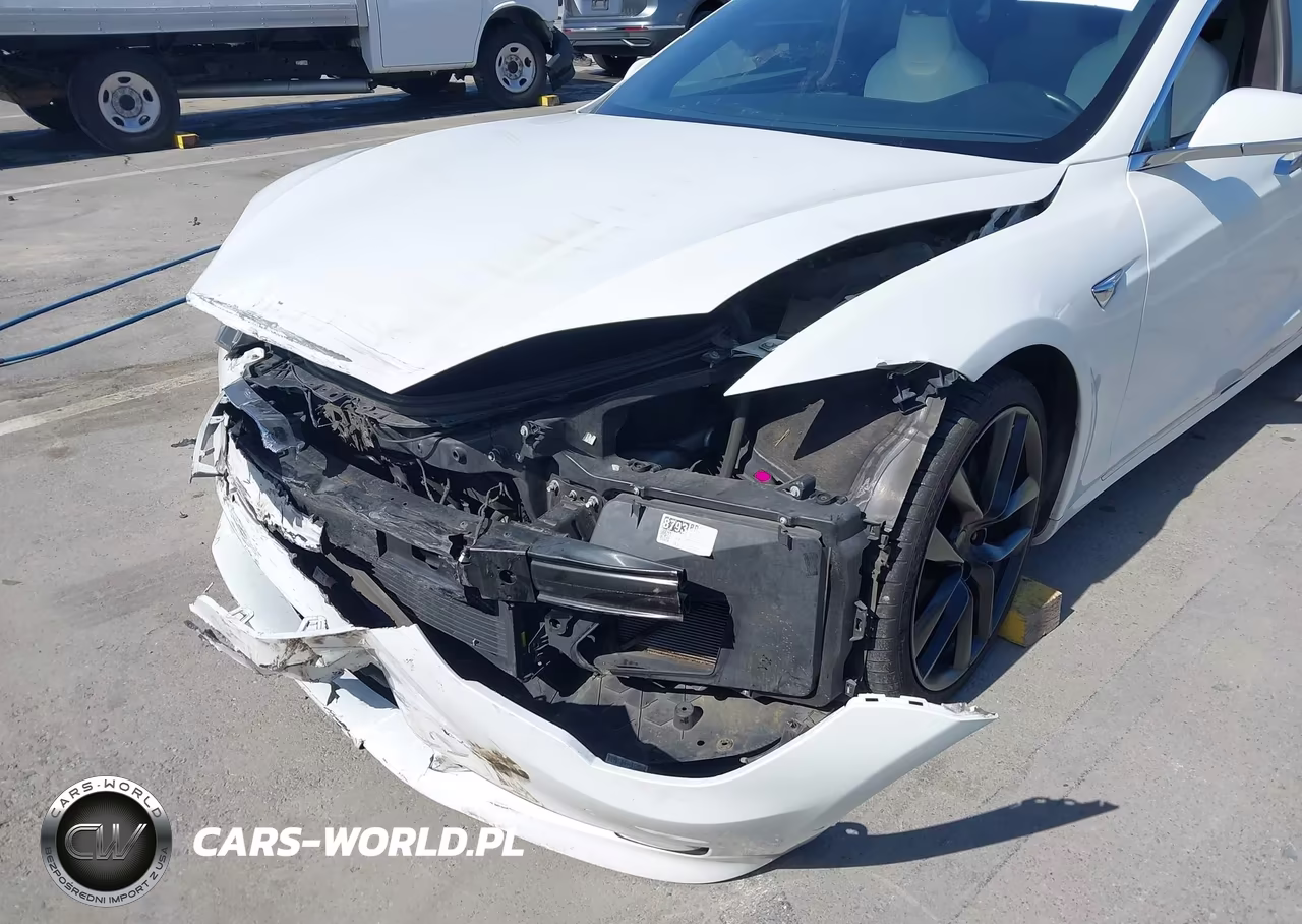 2017 Tesla Model S VIN:5YJSA1E23HF233132 - 6
