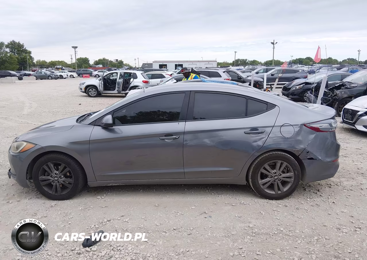 2018 Hyundai Elantra Sel VIN:5NPD84LF0JH250943 - 14