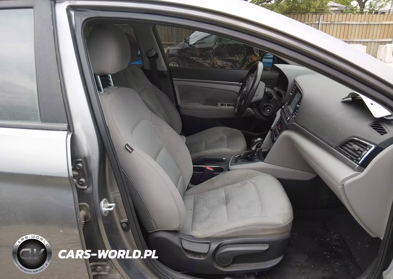 2018 Hyundai Elantra Sel VIN:5NPD84LF0JH250943 - 5