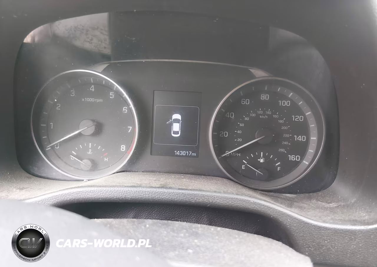 2018 Hyundai Elantra Sel VIN:5NPD84LF0JH250943 - 7