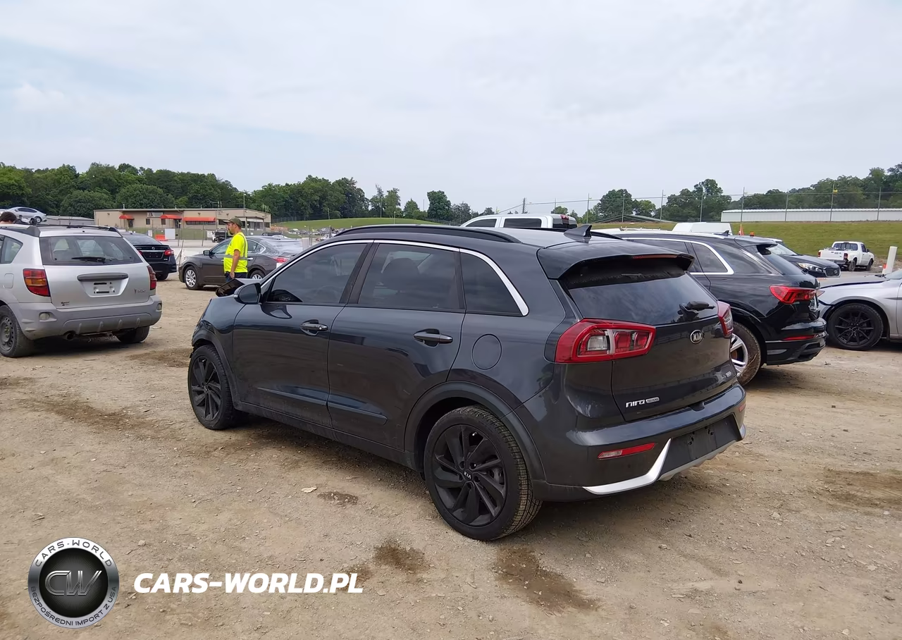 2018 Kia Niro Ex VIN:KNDCC3LC1J5137870 - 3