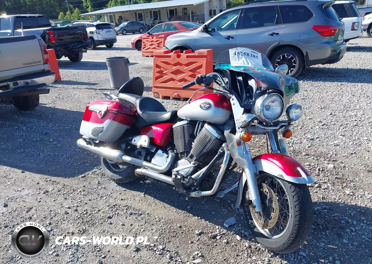 2002 Victory Motorcycles Deluxe Touring – zdjęcie 1 z 13