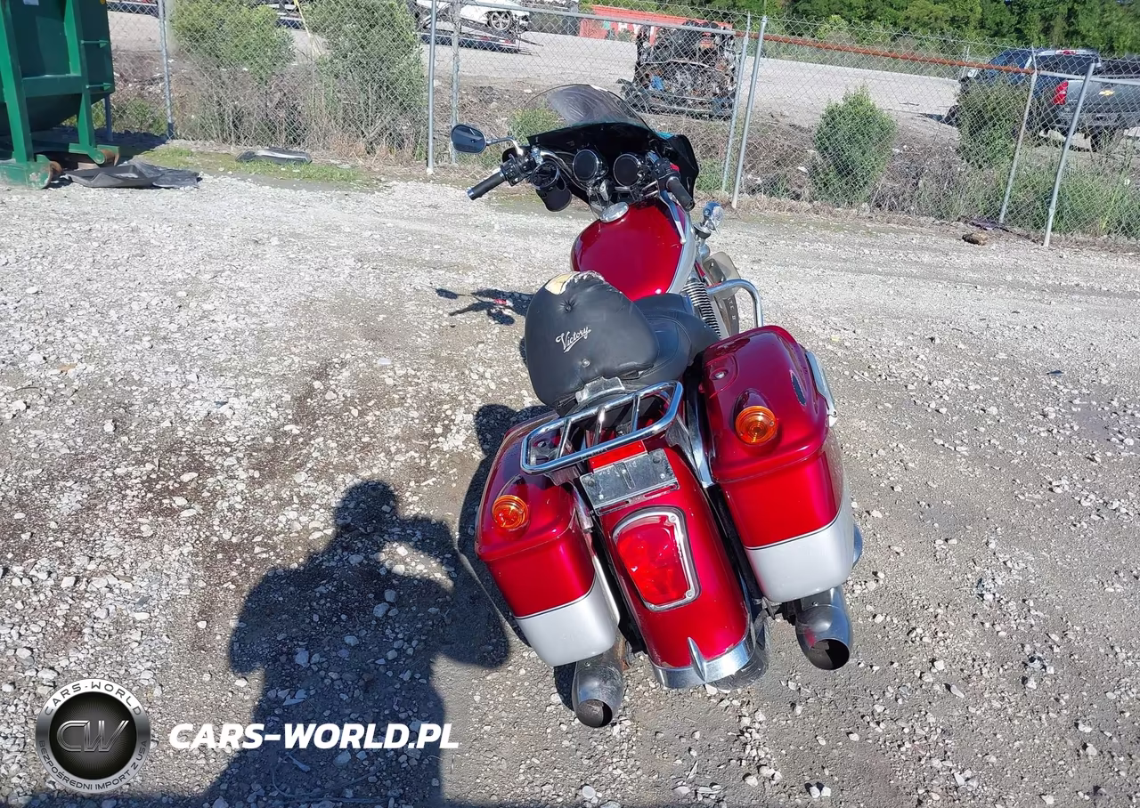 2002 Victory Motorcycles Deluxe Touring VIN:5VPTD16D323002054 - 6