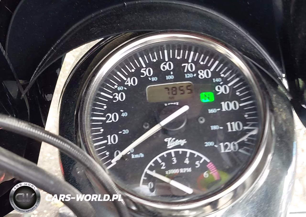 2002 Victory Motorcycles Deluxe Touring VIN:5VPTD16D323002054 - 7