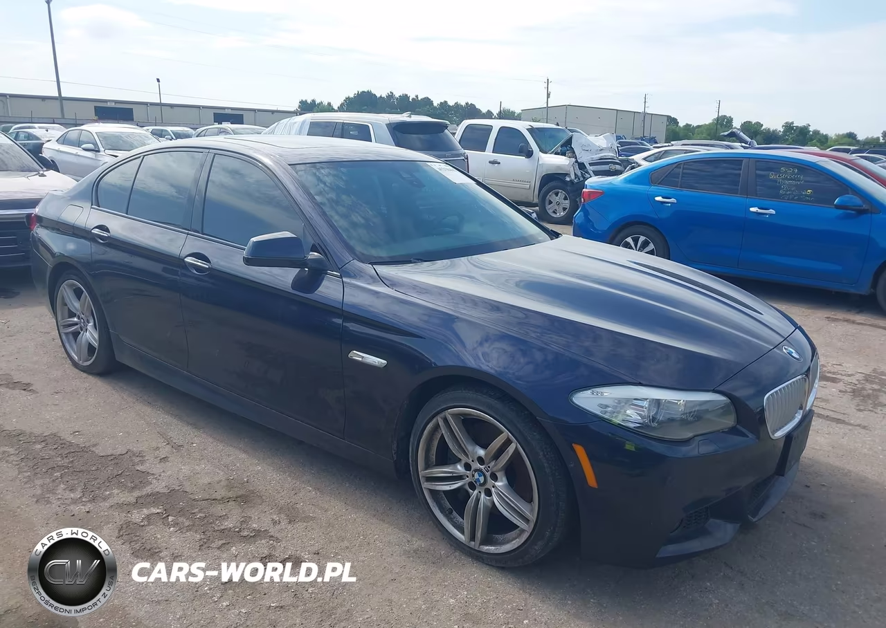 2013 BMW 550I – zdjęcie 1 z 16