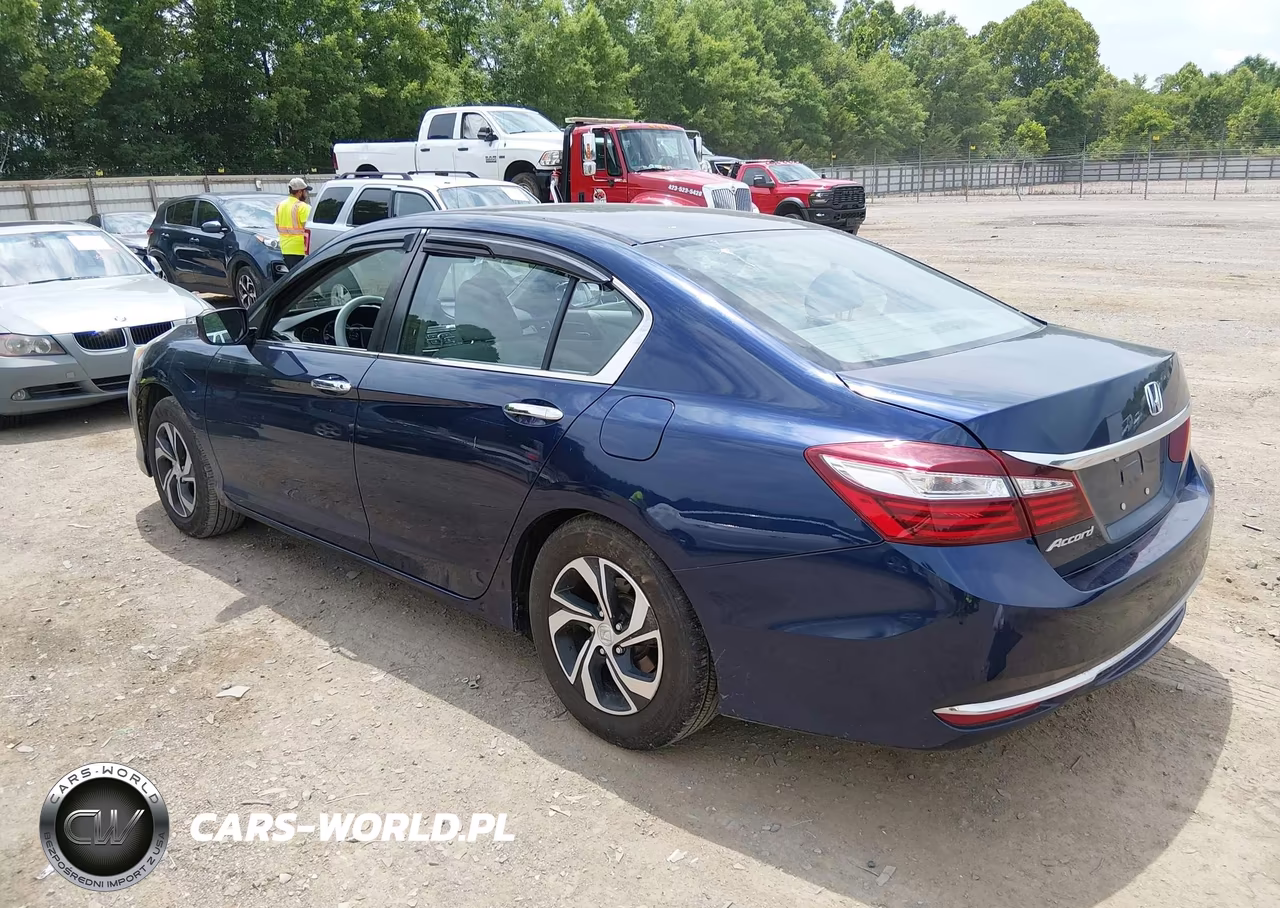 2017 Honda Accord Lx VIN:1HGCR2F31HA284763 - 3