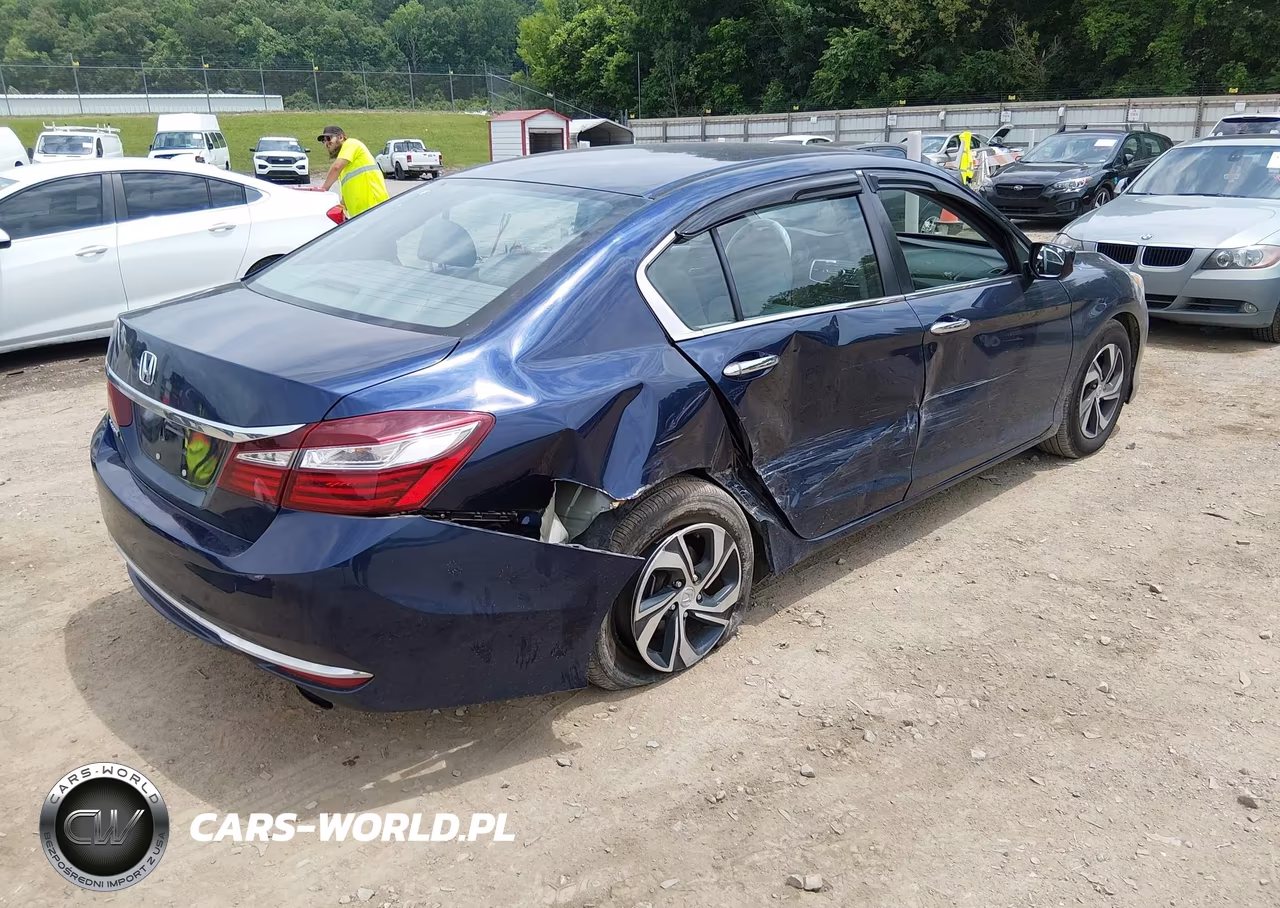 2017 Honda Accord Lx VIN:1HGCR2F31HA284763 - 4