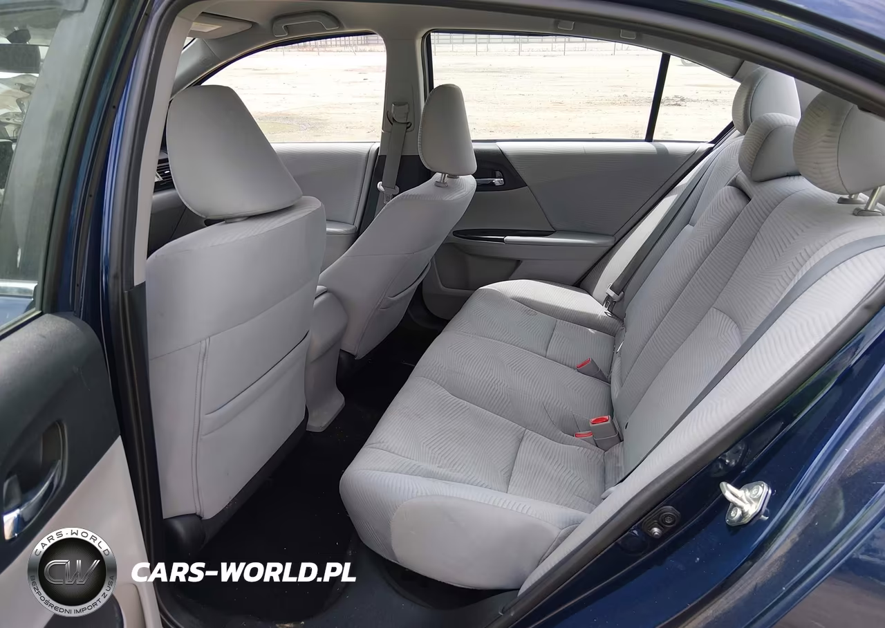 2017 Honda Accord Lx VIN:1HGCR2F31HA284763 - 8