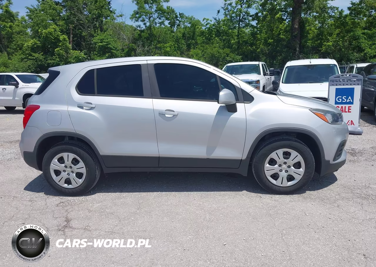 2018 Chevrolet Trax Ls VIN:3GNCJKSB5JL358257 - 13
