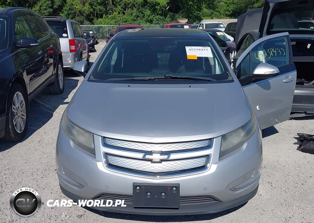 2011 Chevrolet Volt VIN:1G1RC6E41BU102117 - 10