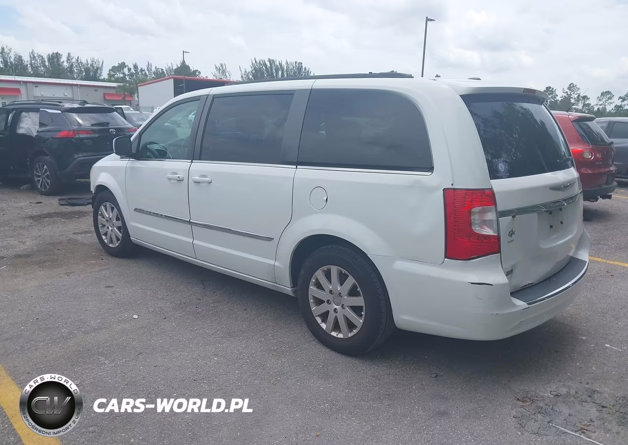 2014 Chrysler Town & Country Touring VIN:2C4RC1BG7ER256731 - 3
