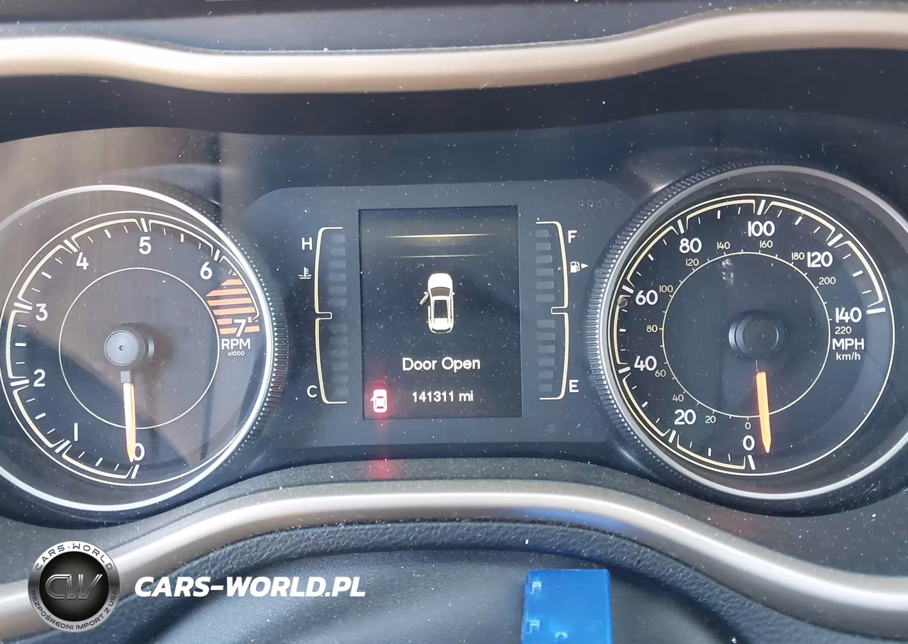 2016 Jeep Cherokee Sport VIN:1C4PJMABOGW240630 - 7