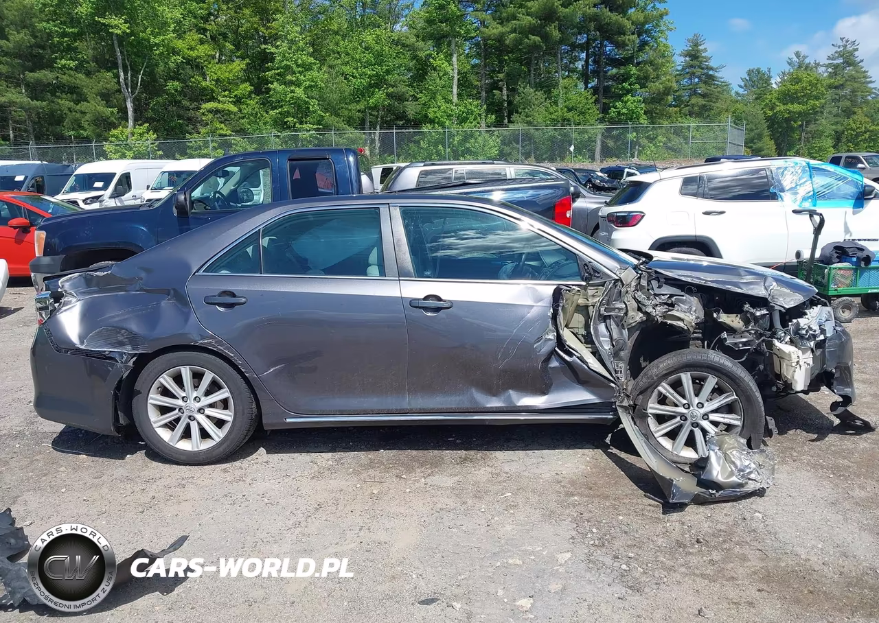 2014 Toyota Camry Xle VIN:4T4BF1FK4ER350884 - 14