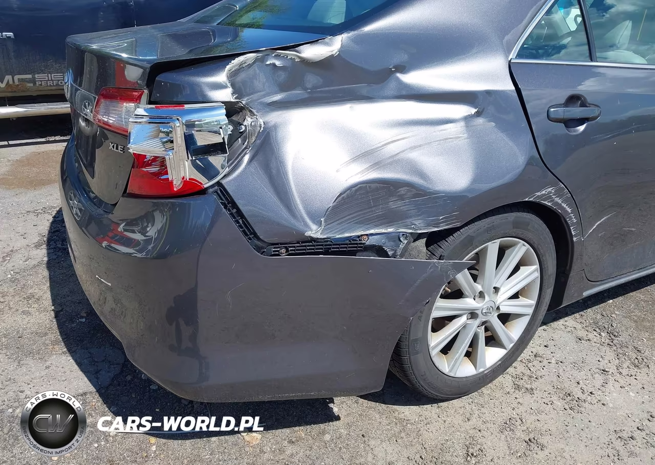 2014 Toyota Camry Xle VIN:4T4BF1FK4ER350884 - 19