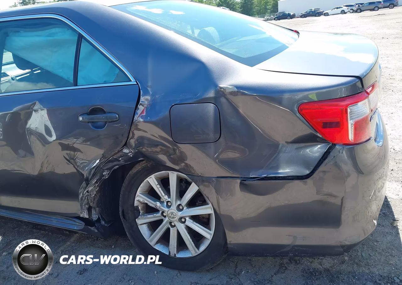 2014 Toyota Camry Xle VIN:4T4BF1FK4ER350884 - 20