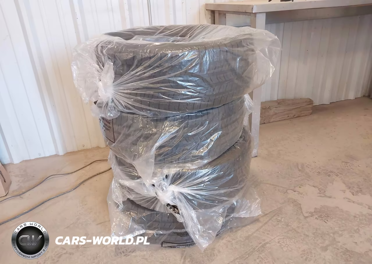 2018 Ford Fusion Hybrid S VIN:3FA6P0UU5JR271453 - 12