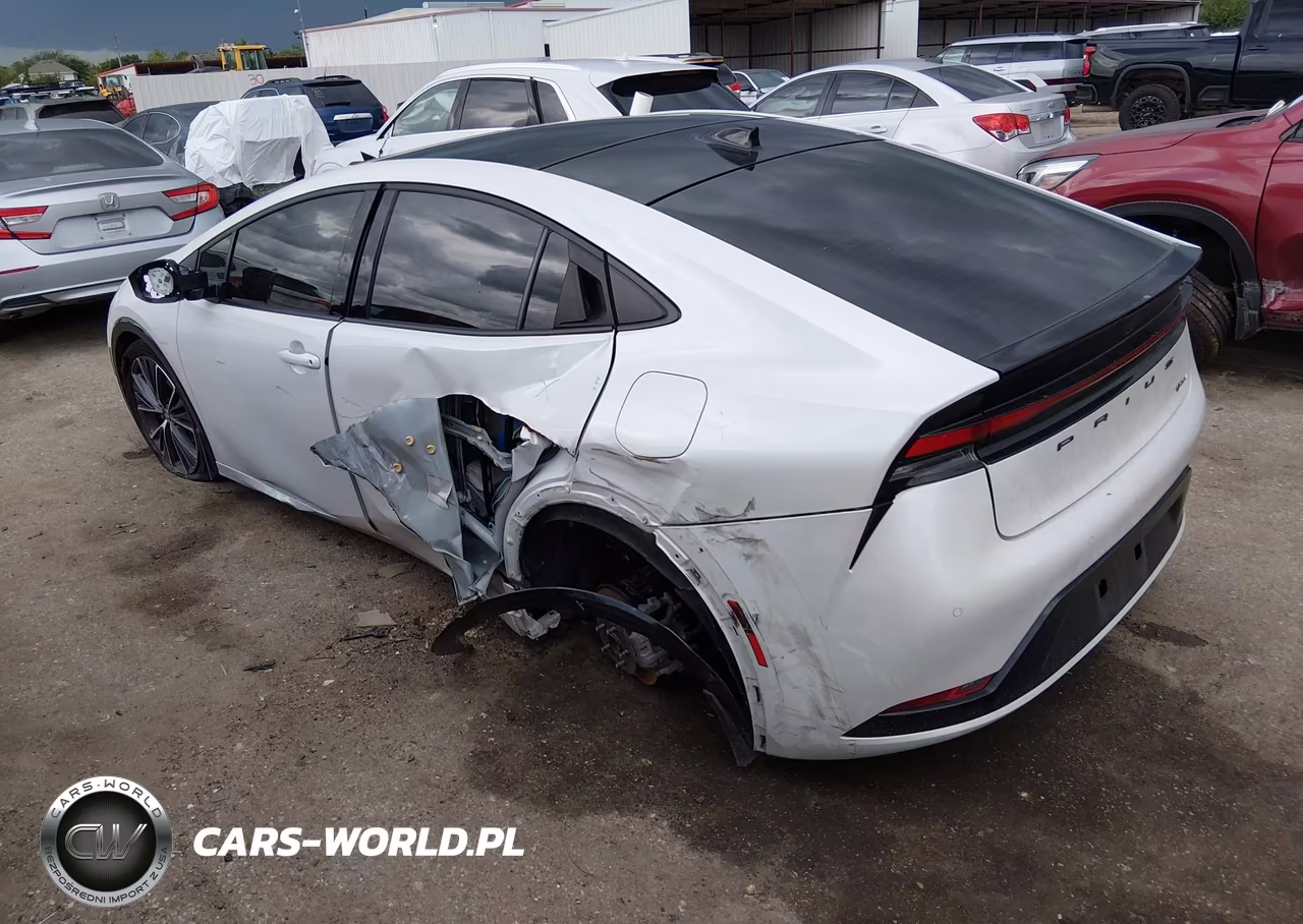 2024 Toyota Prius Xle VIN:JTDACAAU9R3035991 - 3