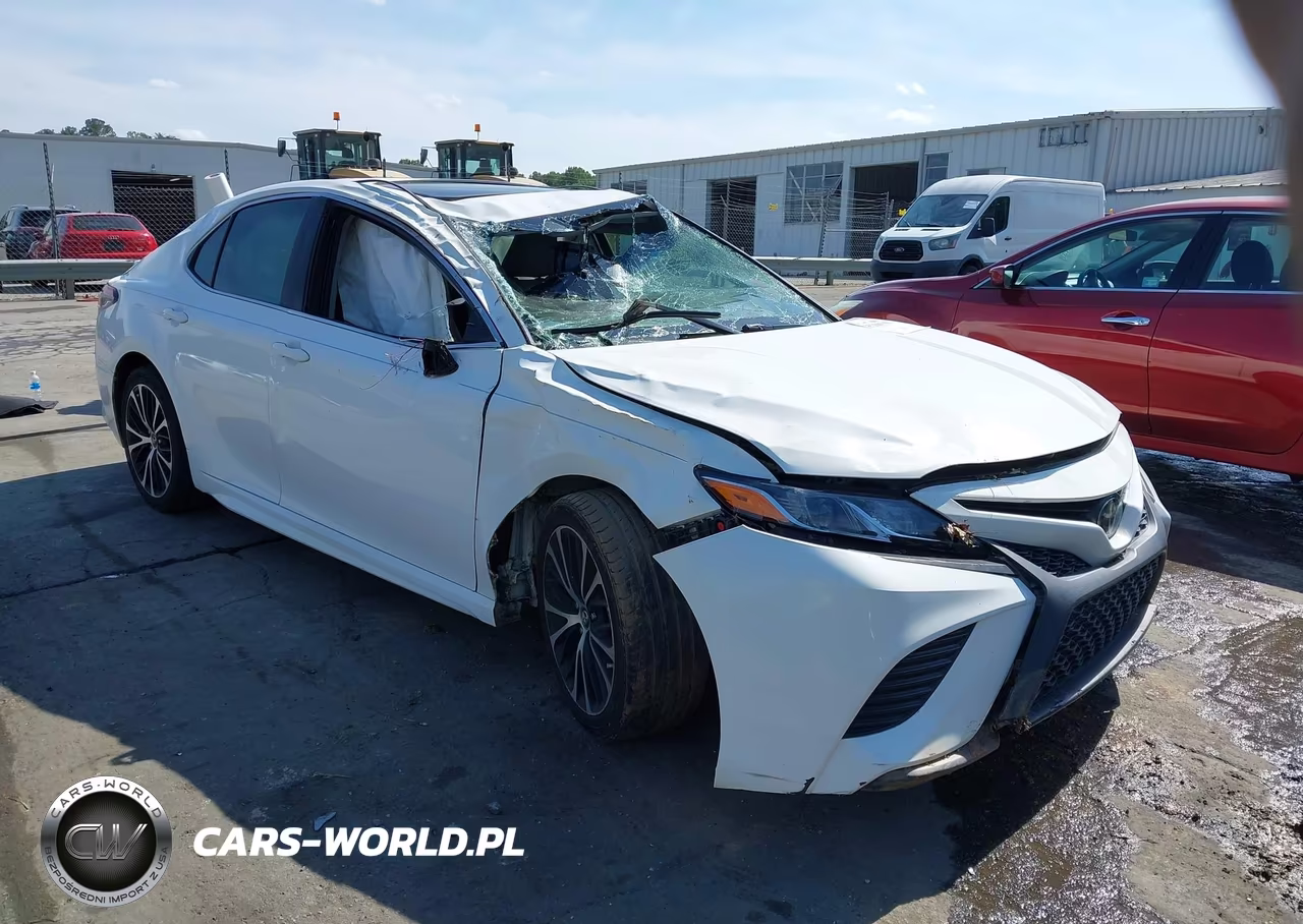 2018 Toyota Camry Se – zdjęcie 1 z 16