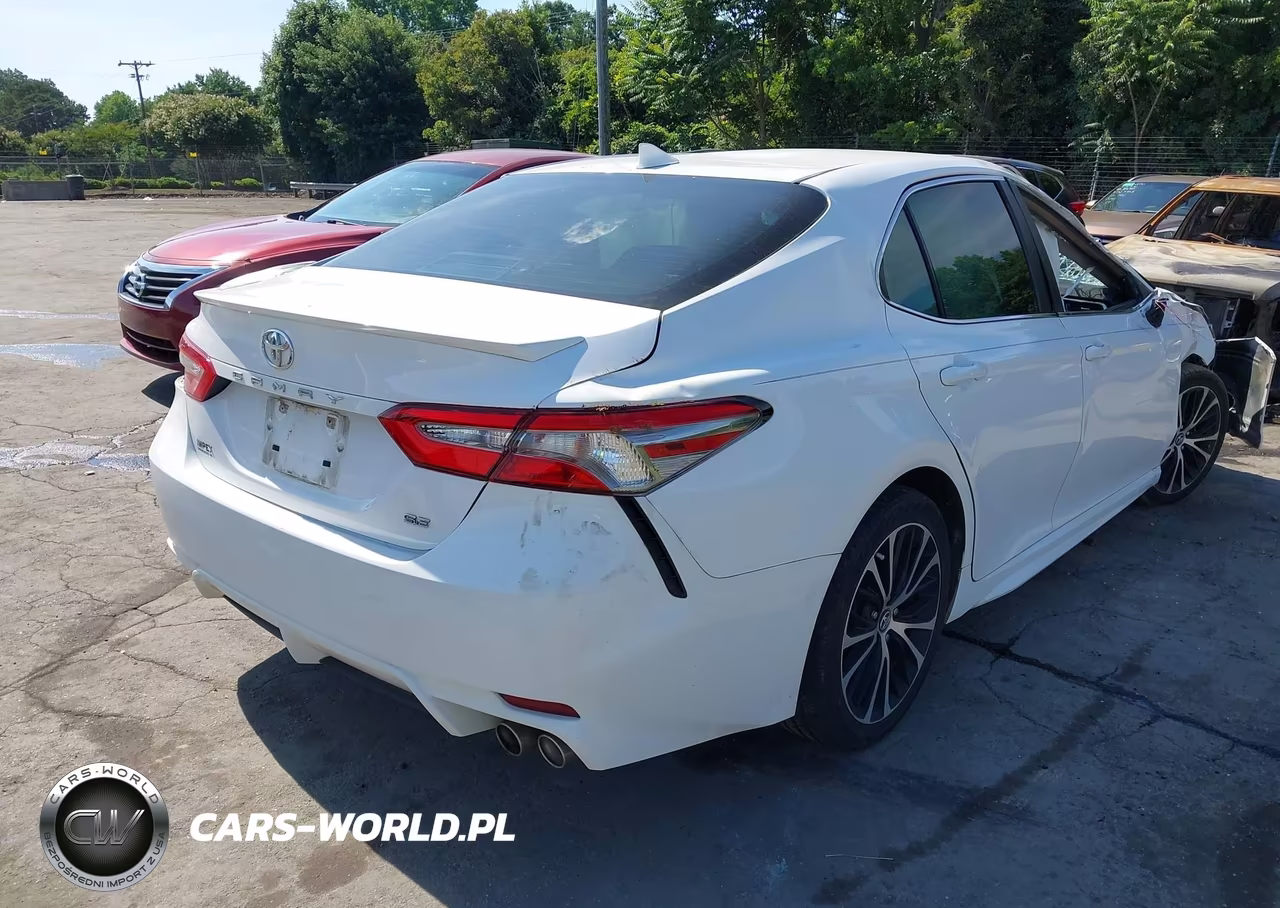 2018 Toyota Camry Se VIN:4T1B11HK2JU012870 - 4