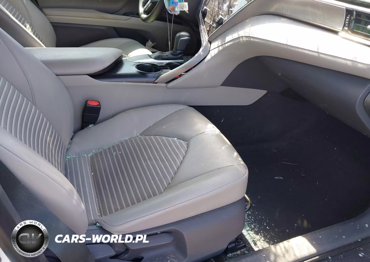 2018 Toyota Camry Se VIN:4T1B11HK2JU012870 - 5