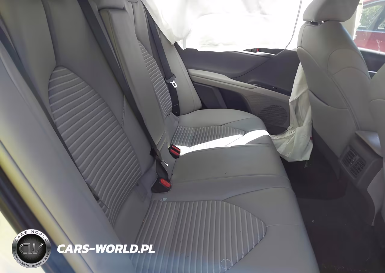 2018 Toyota Camry Se VIN:4T1B11HK2JU012870 - 8