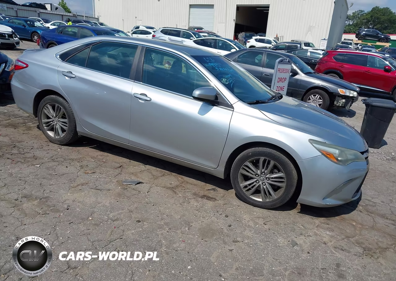 2016 Toyota Camry Se – zdjęcie 1 z 16