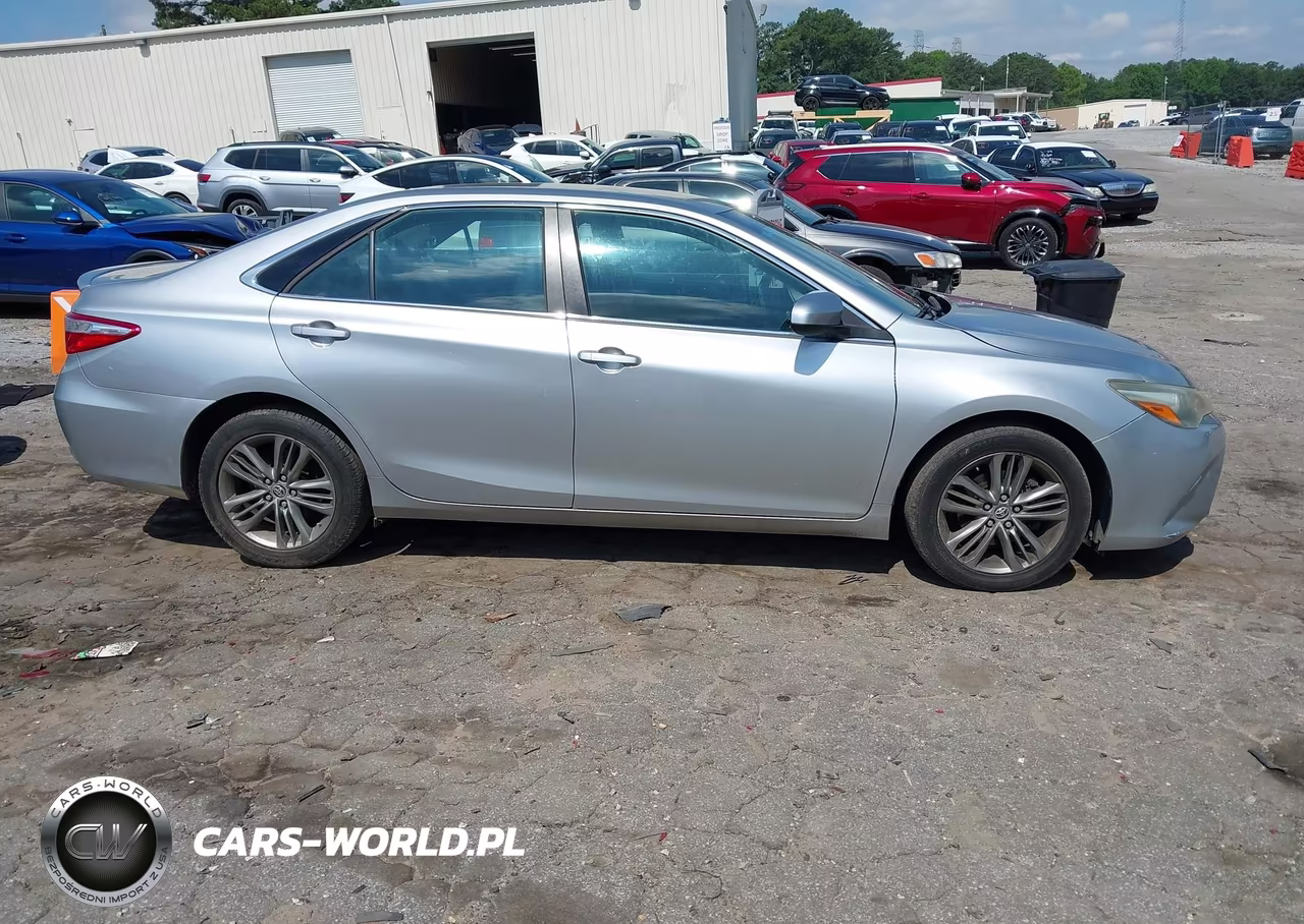 2016 Toyota Camry Se VIN:4T1BF1FK9GU549913 - 13