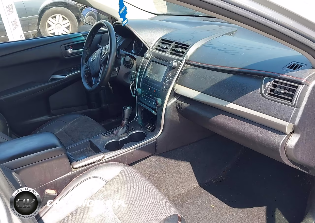 2016 Toyota Camry Se VIN:4T1BF1FK9GU549913 - 5