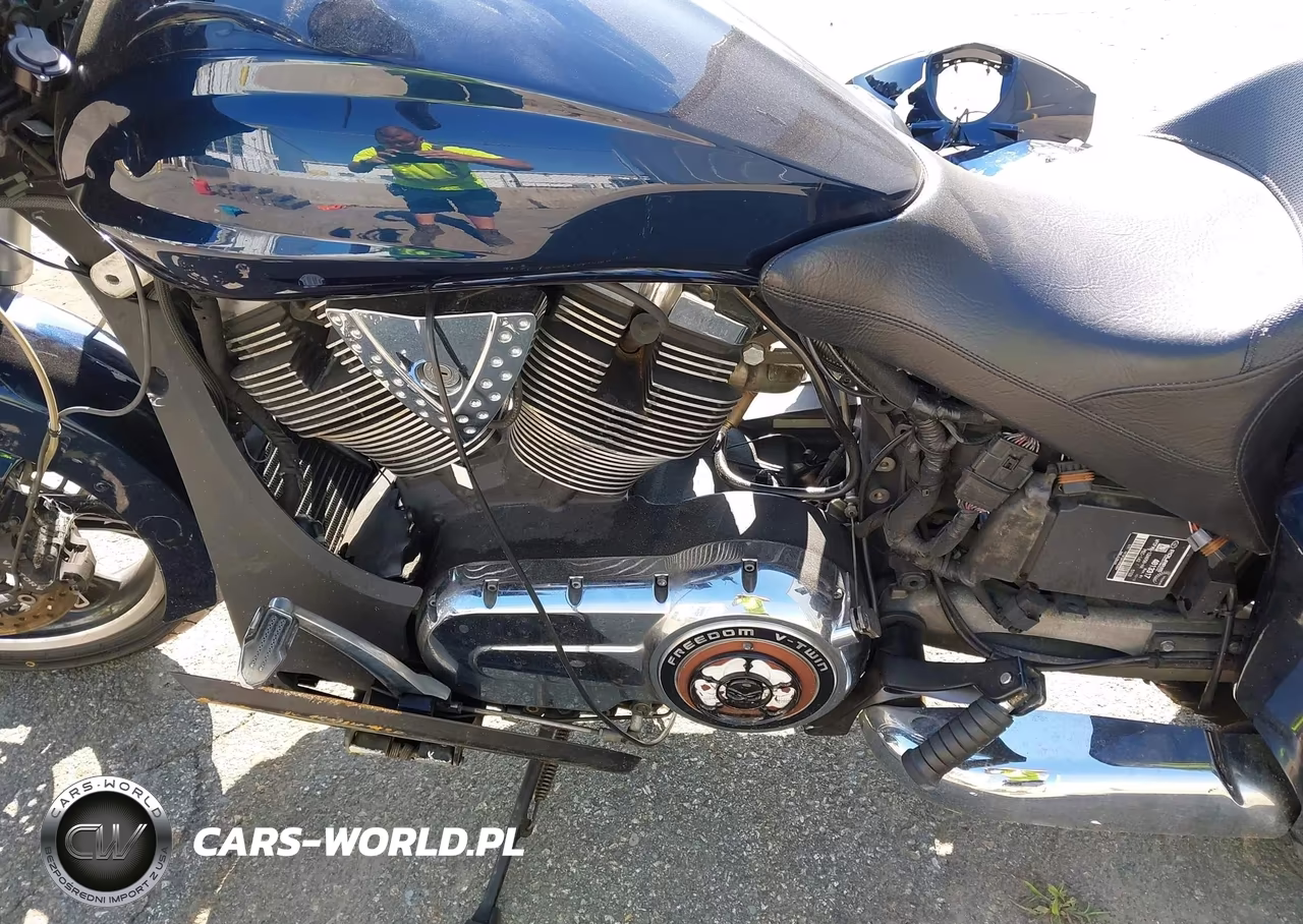 2012 Victory Motorcycles Cross Country VIN:5VPDW36N6C3001419 - 9