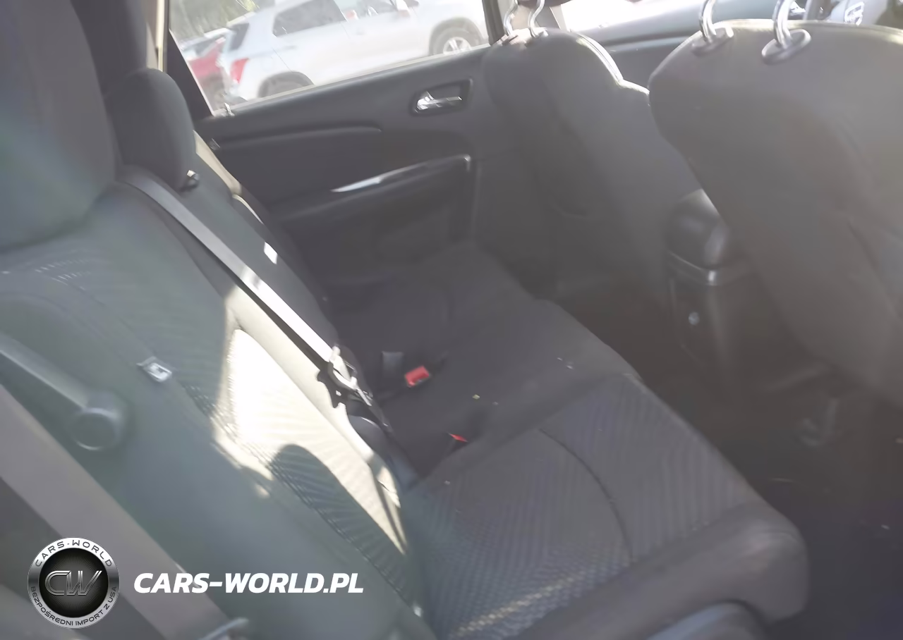 2019 Dodge Journey Se VIN:3C4PDCBB3KT681067 - 8