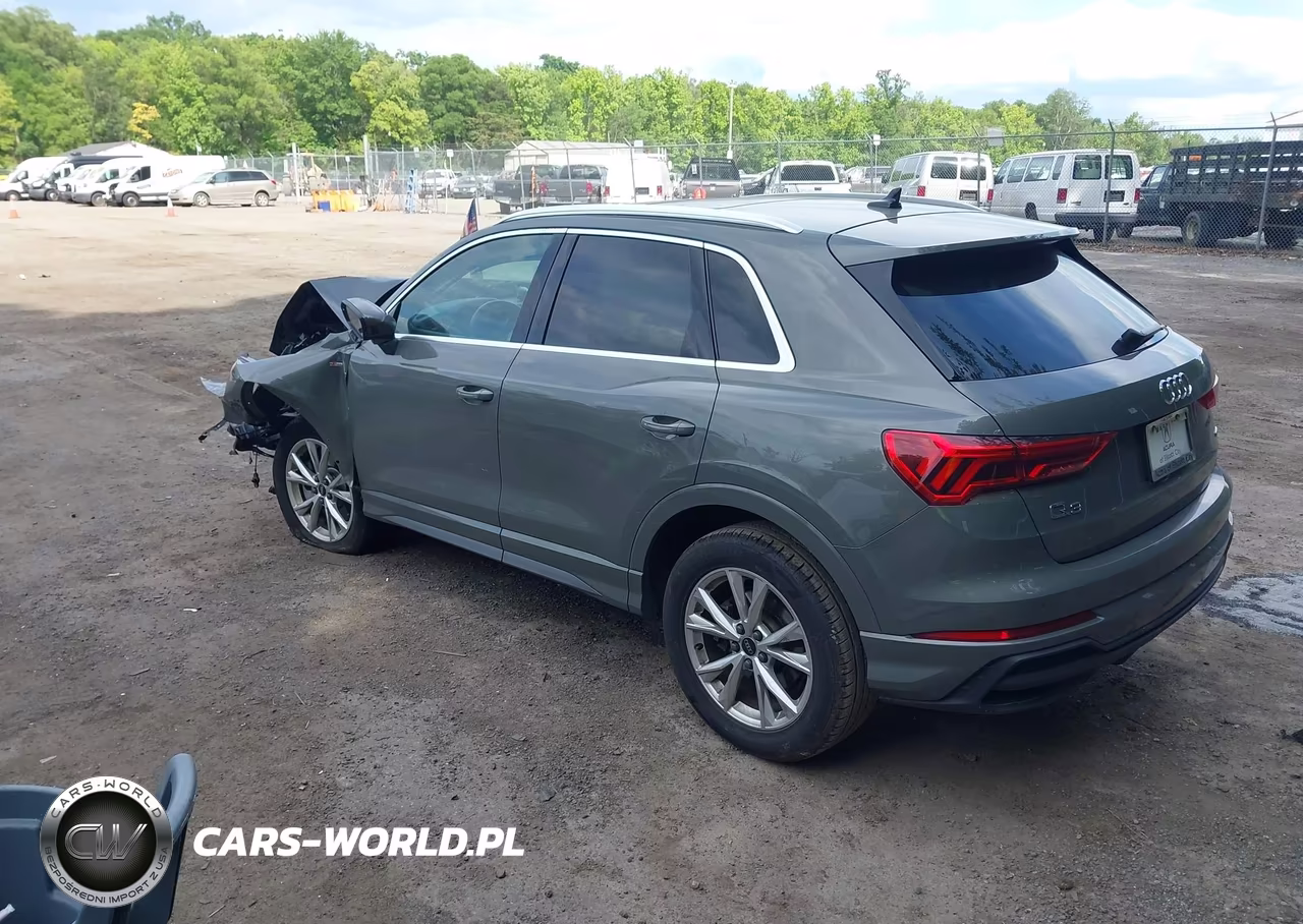 2023 Audi Q3 Premium 45 Tfsi S Line Quattro Tiptronic VIN:WA1DECF33P1120220 - 3
