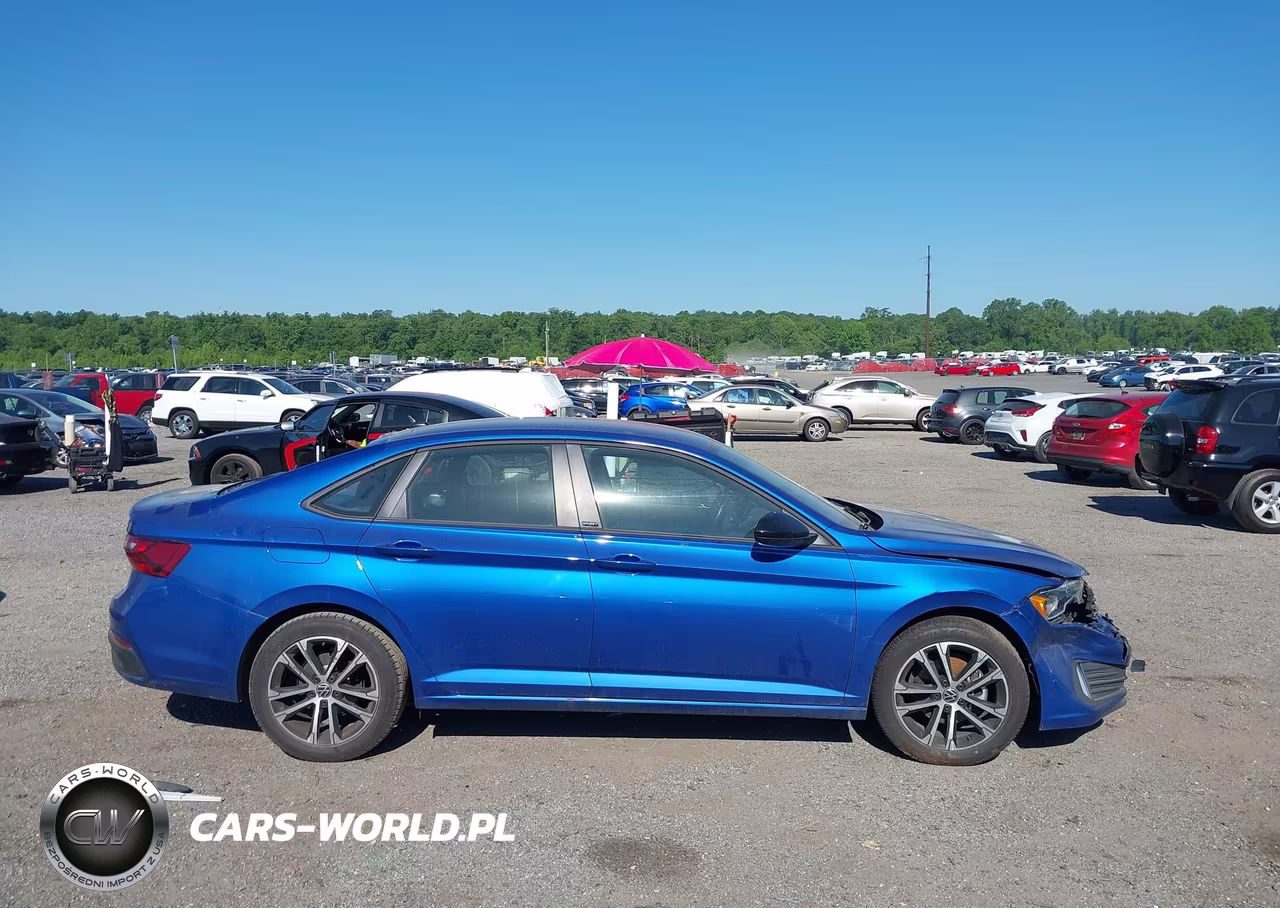 2024 Volkswagen Jetta 1.5T Sport VIN:3VWBM7BU9RM008420 - 13