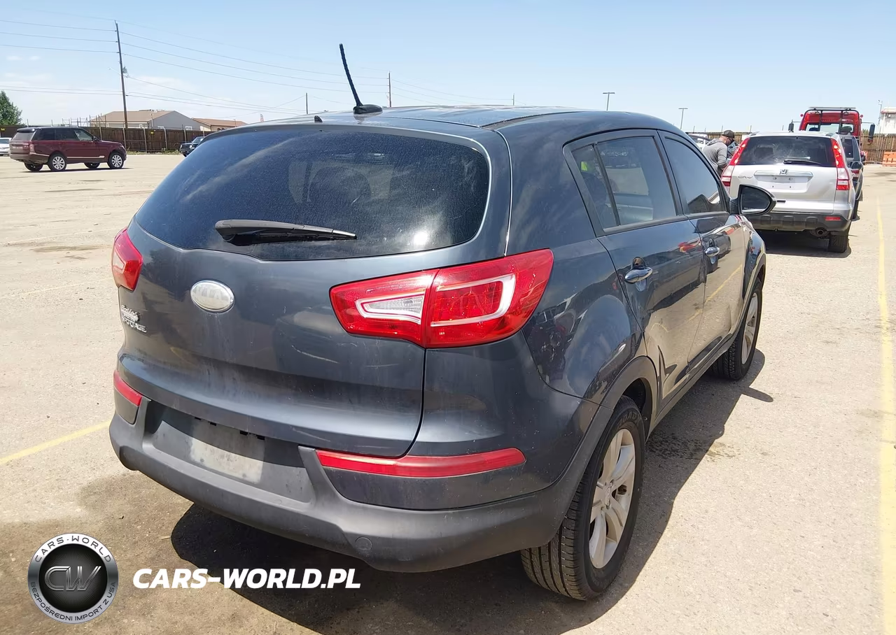 2013 Kia Sportage Lx VIN:KNDPBCA20D7436239 - 4