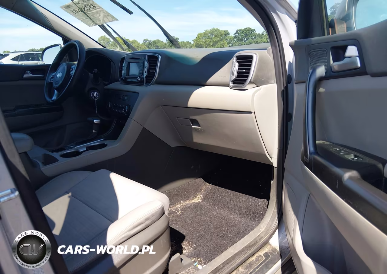 2017 Kia Sportage Lx VIN:KNDPM3ACXH7109677 - 5