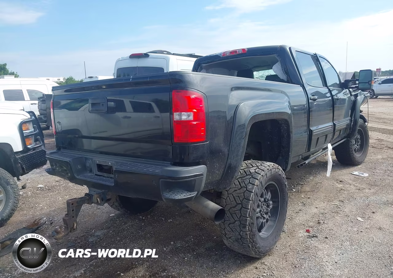 2018 GMC Sierra 2500Hd Slt VIN:1GT12TEY8JF273359 - 4
