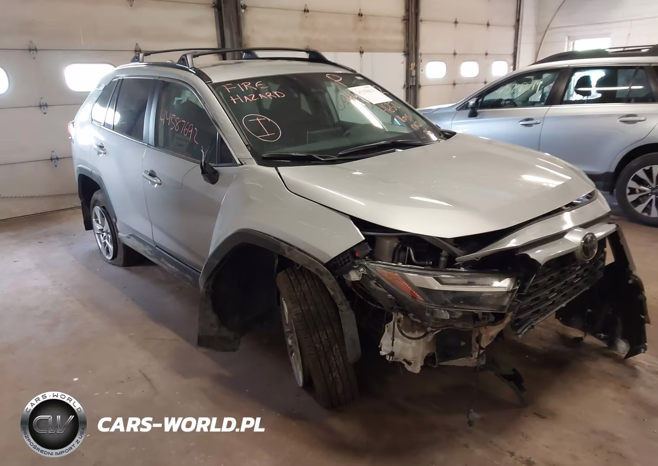 2025 Toyota Rav4 Xle – zdjęcie 1 z 16