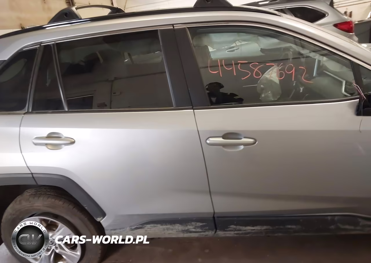 2025 Toyota Rav4 Xle VIN:2T3P1RFV1SW599718 - 13
