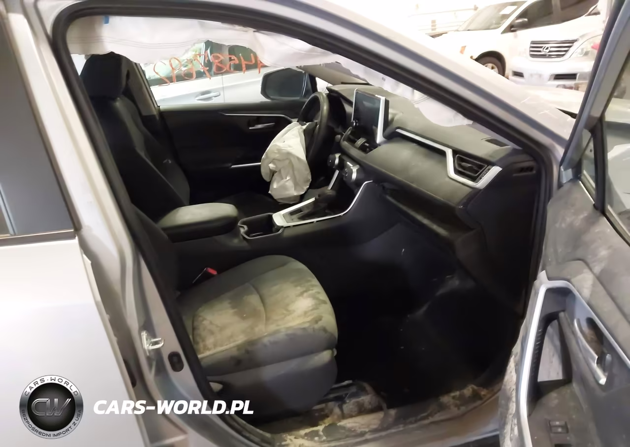 2025 Toyota Rav4 Xle VIN:2T3P1RFV1SW599718 - 5