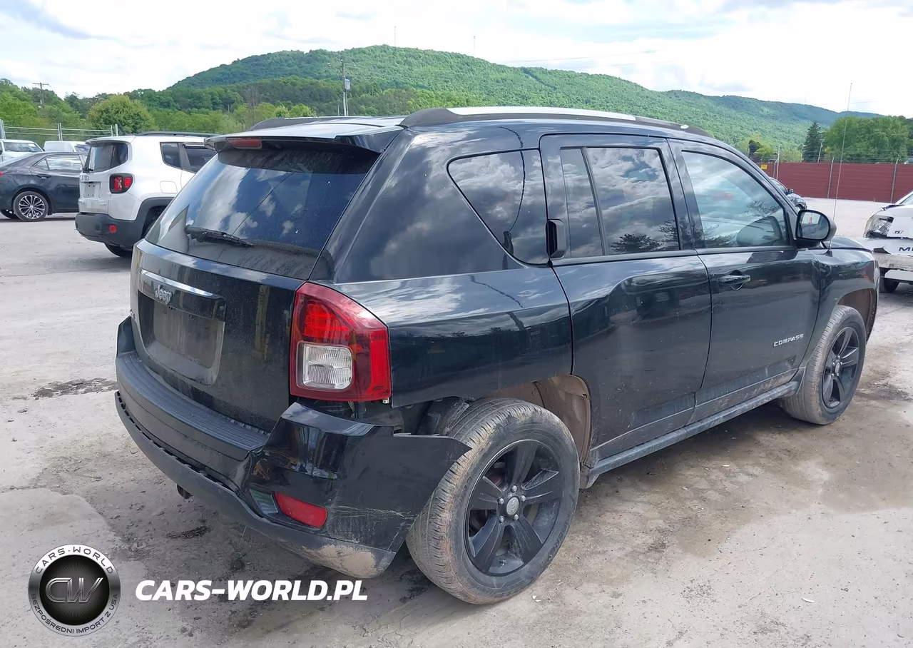 2015 Jeep Compass Sport VIN:1C4NJDBB2FD423835 - 15