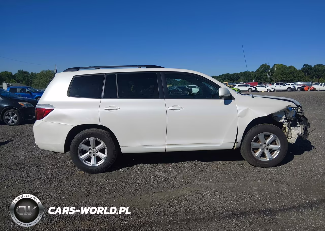 2010 Toyota Highlander Base V6 VIN:5TDZK3EH9AS004550 - 13