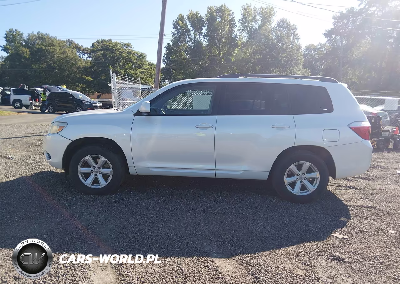 2010 Toyota Highlander Base V6 VIN:5TDZK3EH9AS004550 - 14