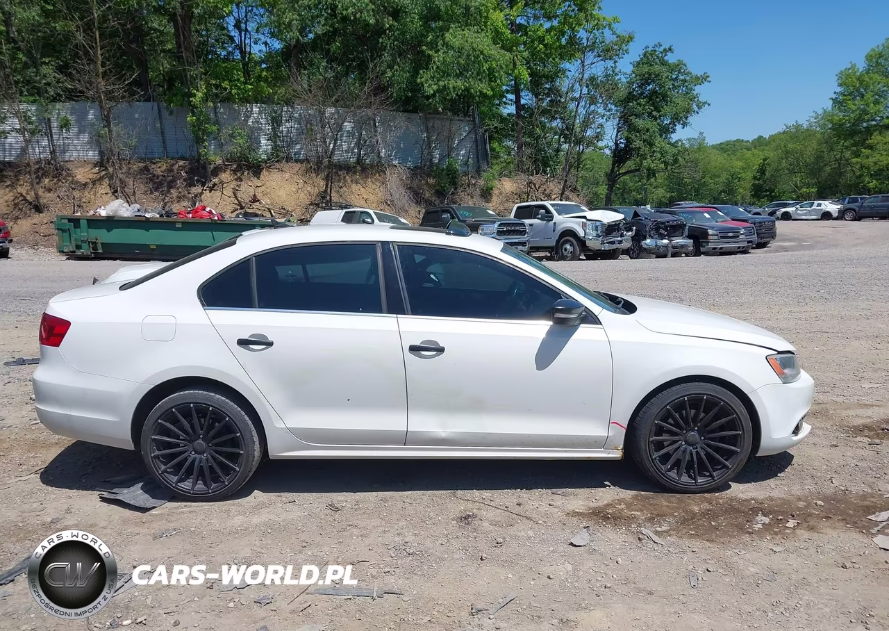 2011 Volkswagen Jetta 2.5L Sel VIN:3VWLZ7AJXBM303500 - 13