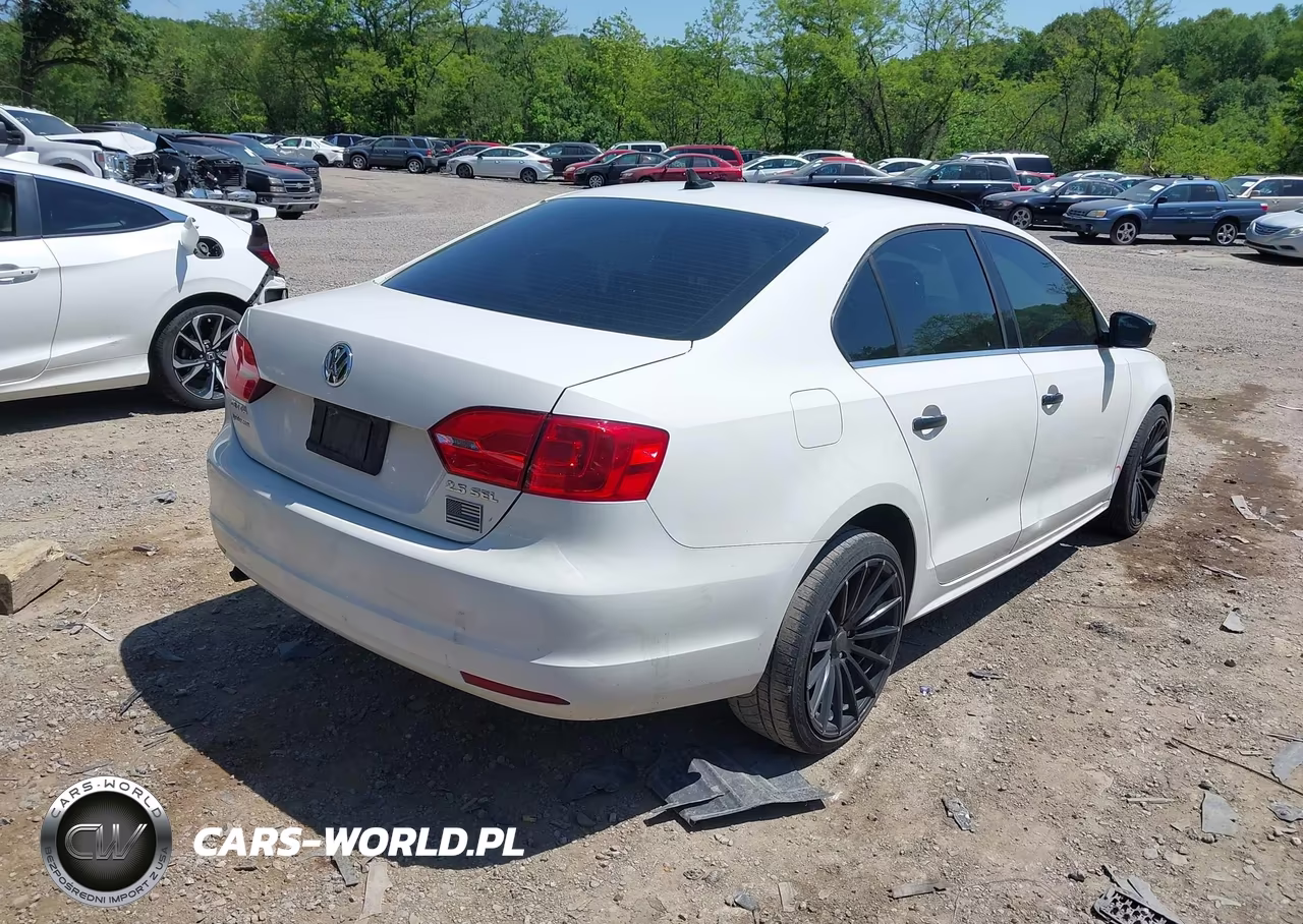 2011 Volkswagen Jetta 2.5L Sel VIN:3VWLZ7AJXBM303500 - 4