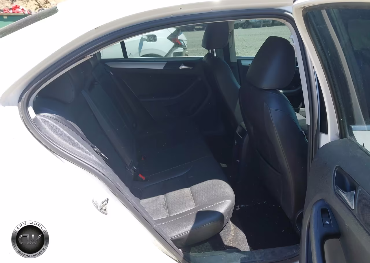 2011 Volkswagen Jetta 2.5L Sel VIN:3VWLZ7AJXBM303500 - 8