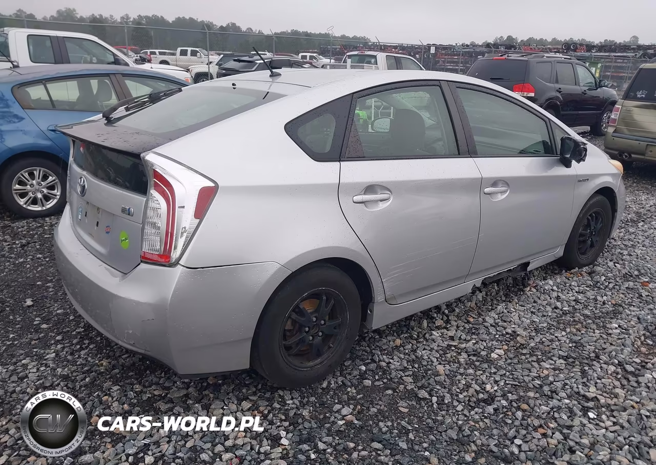 2012 Toyota Prius Two VIN:JTDKN3DUXC1486002 - 4