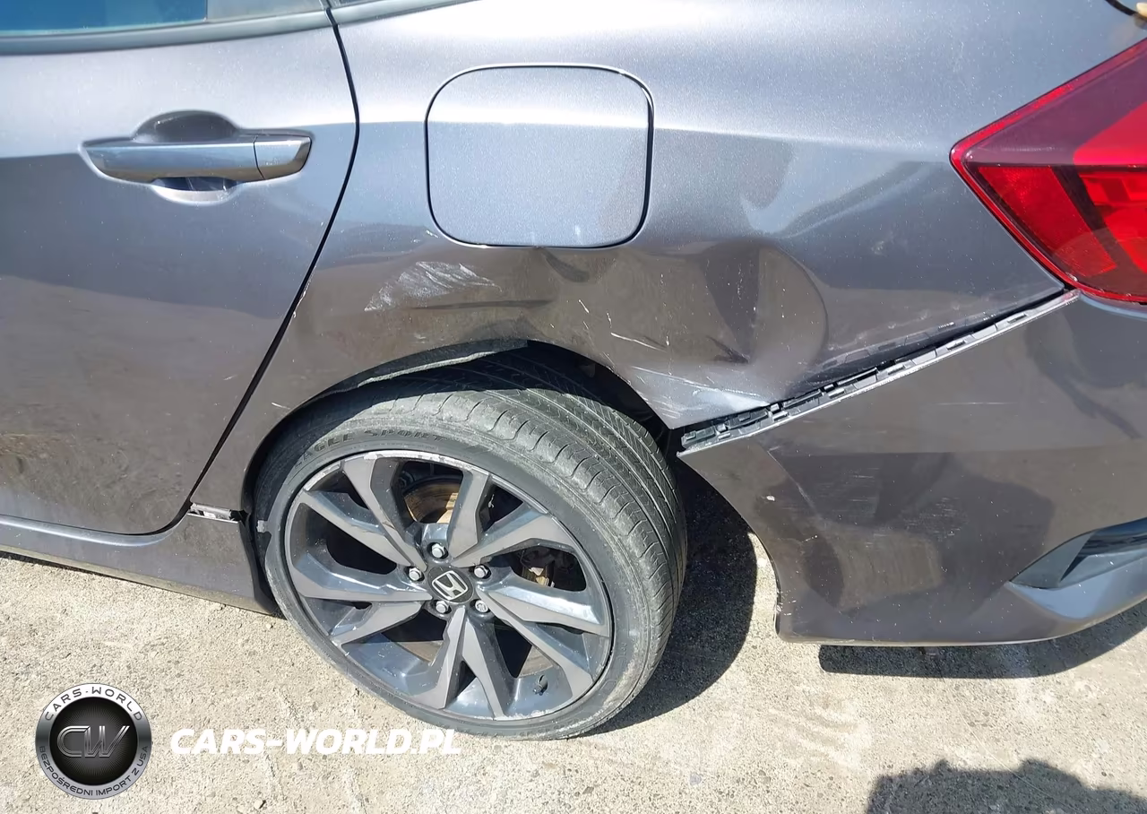2020 Honda Civic Sport VIN:2HGFC2F80LH503135 - 17
