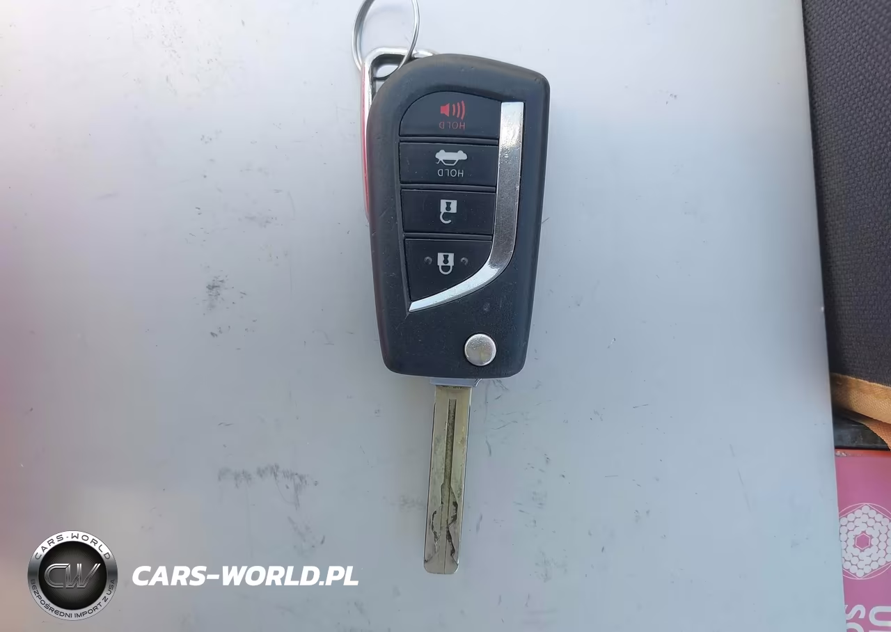 2018 Toyota Camry Le VIN:4T1B11HK4JU598522 - 11