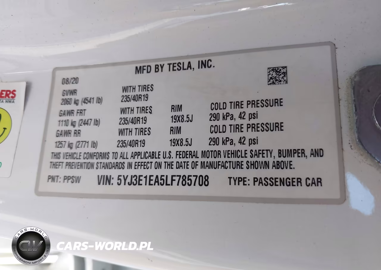 2020 Tesla Model 3 VIN:5YJ3E1EA5LF785708 - 9