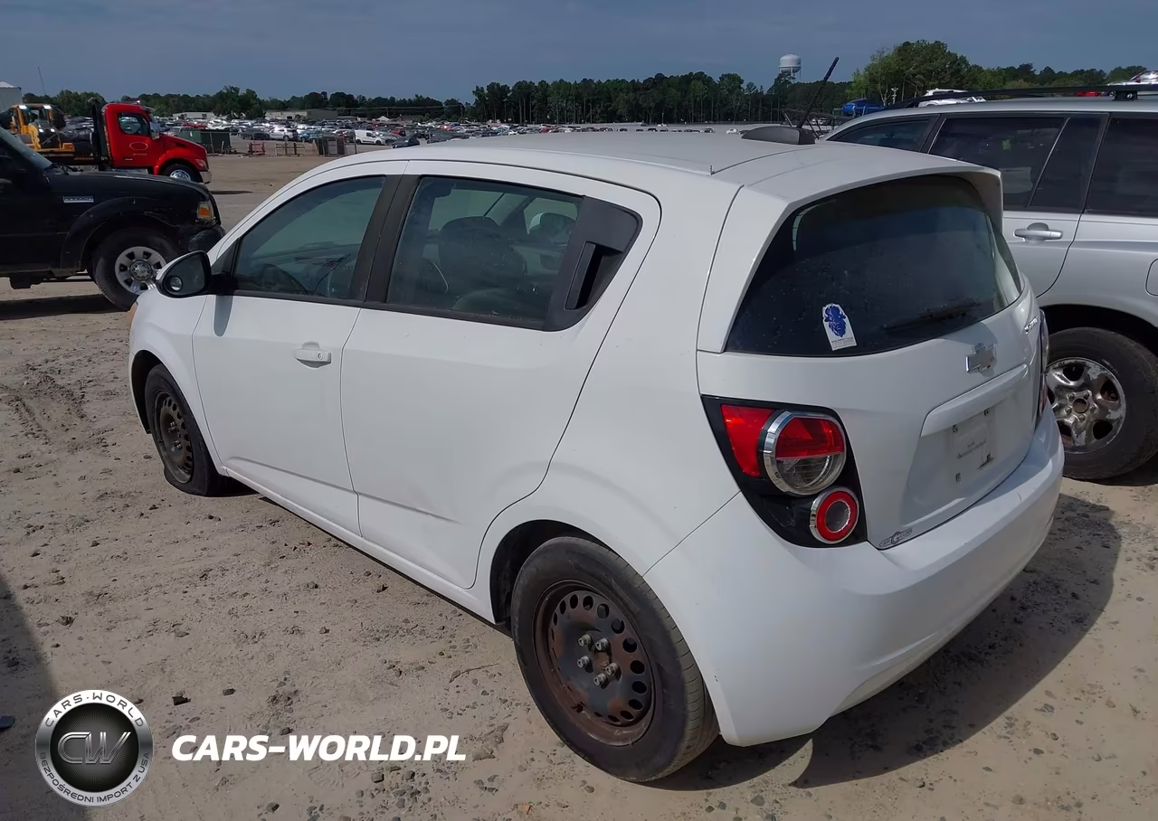 2016 Chevrolet Sonic Ls Auto VIN:1G1JA6SH2G4152140 - 3